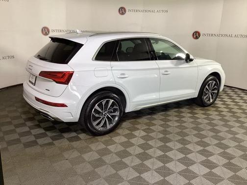 2024 Audi Q5 45 S line Premium