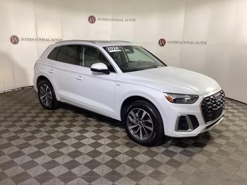 2024 Audi Q5 45 S line Premium
