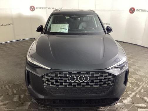 2025 Audi Q5 Premium