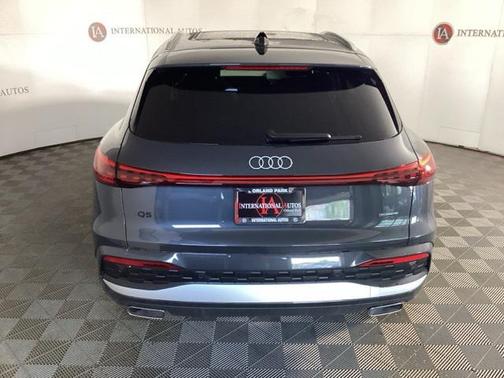 2025 Audi Q5 Premium