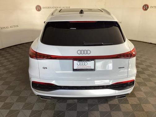2025 Audi Q5 Premium Plus