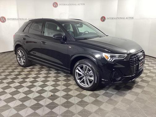 2025 Audi Q3 Premium 45 TFSI S line quattro Tiptronic