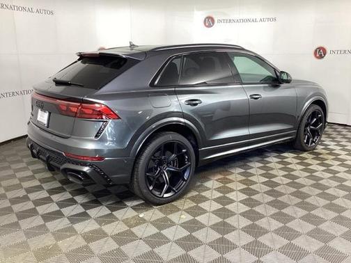 2025 Audi RS Q8 4.0T