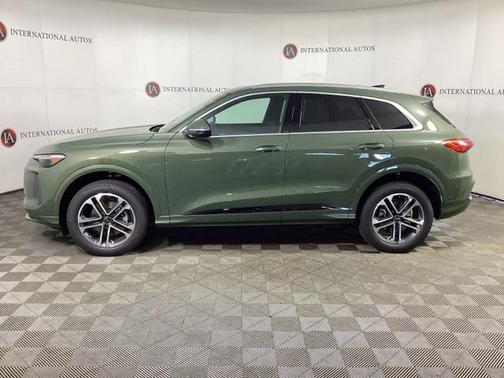 2025 Audi Q5 Premium Plus