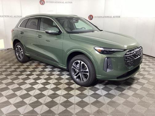 2025 Audi Q5 Premium Plus