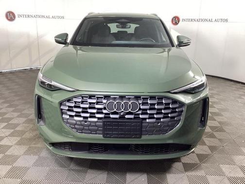2025 Audi Q5 Premium Plus