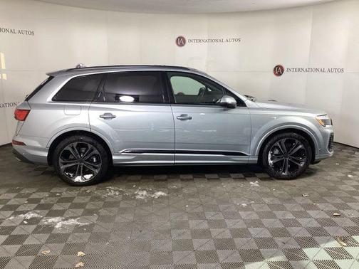 2026 Audi Q7 55 Premium Plus