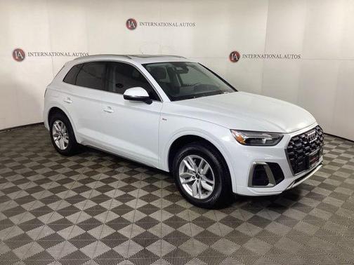 2023 Audi Q5 45 S line Premium