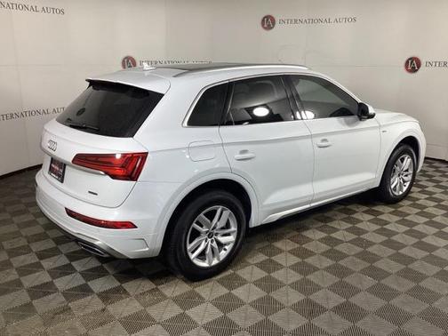 2023 Audi Q5 45 S line Premium