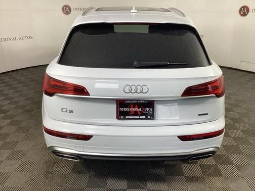 2023 Audi Q5 45 S line Premium