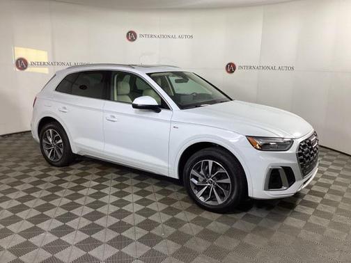 2023 Audi Q5 45 S line Premium