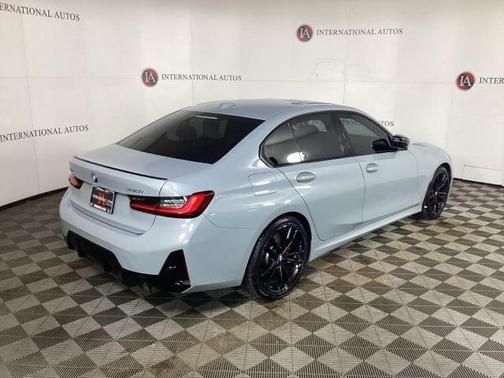 2023 BMW 330 xDrive