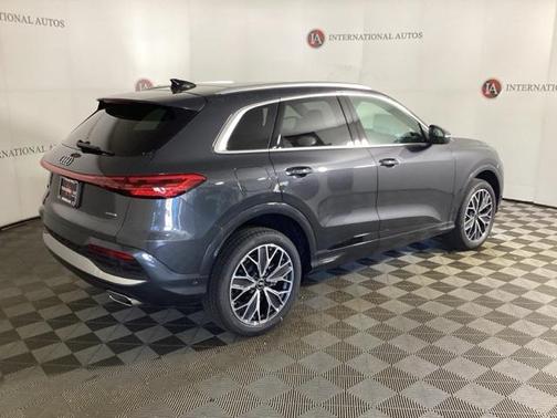 2025 Audi Q5 Premium Plus