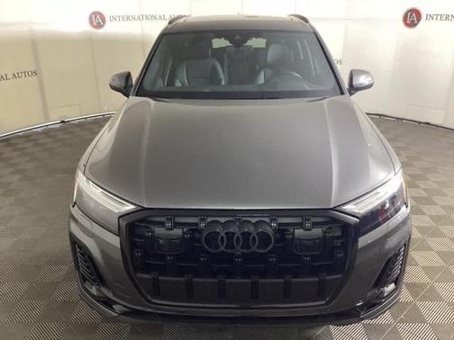 2025 Audi Q7 45 Premium