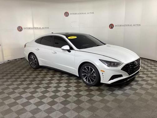 2022 Hyundai SONATA Limited