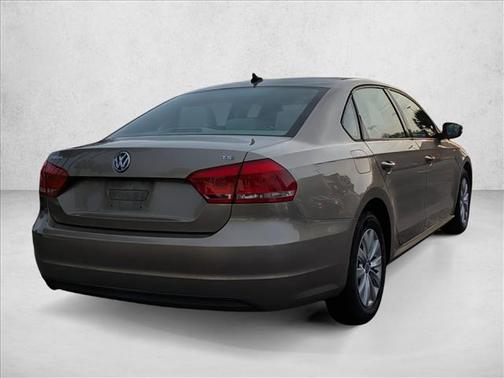 2015 Volkswagen Passat 1.8T S