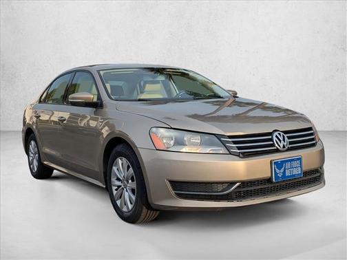 2015 Volkswagen Passat 1.8T S