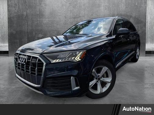 2024 Audi Q7 45 Premium Plus