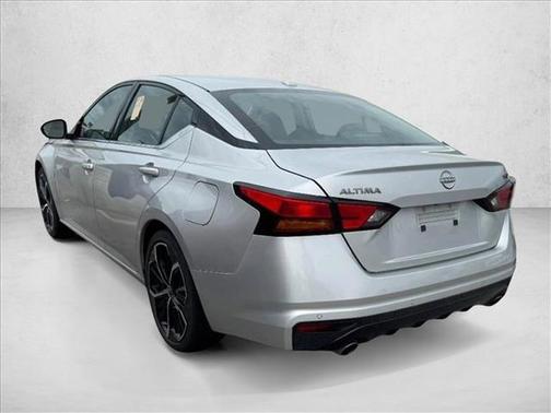 Brilliant Silver Metallic 2024 Nissan Altima SR FWD