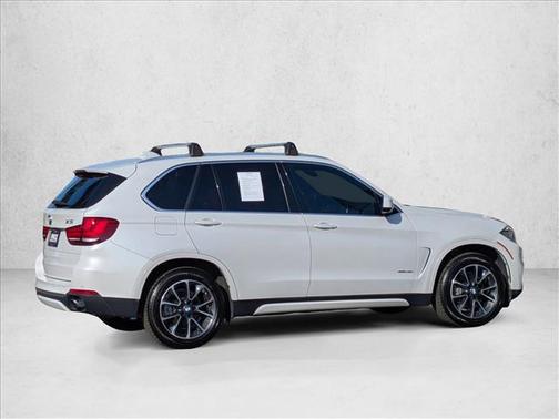 Alpine White 2017 BMW X5 xDrive35i