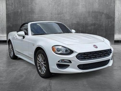 2020 FIAT 124 Spider Base