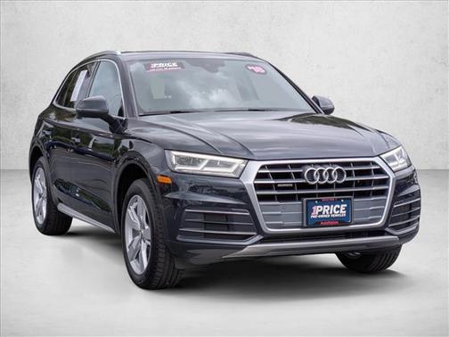 Mythos Black Metal 2018 Audi Q5 2.0T Premium Plus
