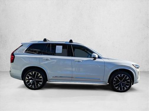 2026 Volvo XC90 B5 Core