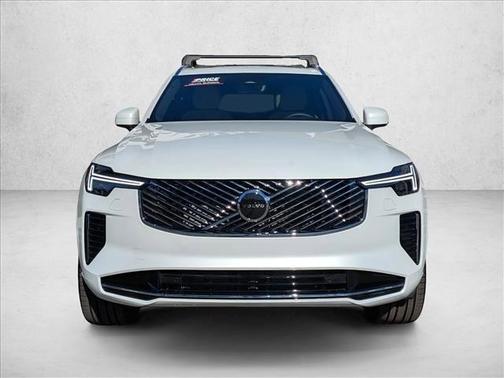 2026 Volvo XC90 B5 Core