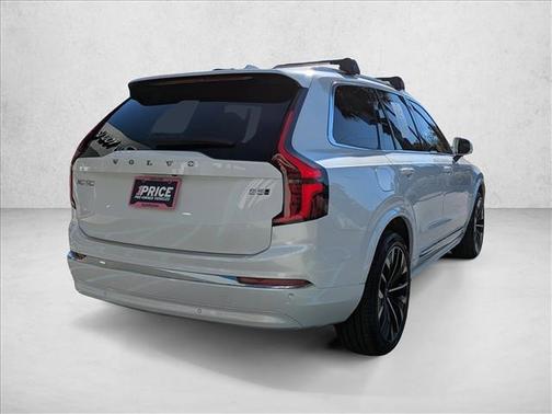 2026 Volvo XC90 B5 Core