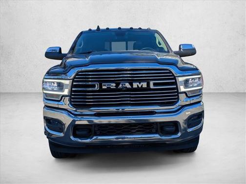 2019 RAM 3500 Laramie Crew Cab 4x4 8' Box