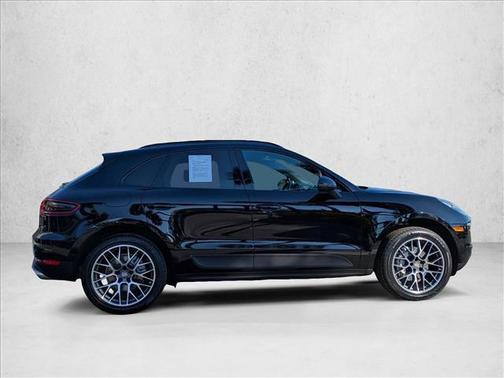 2018 Porsche Macan S