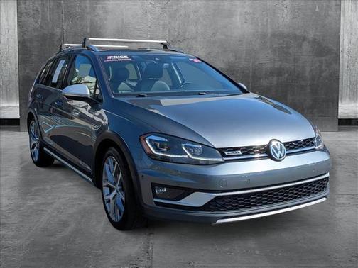 2018 Volkswagen Golf Alltrack TSI SE