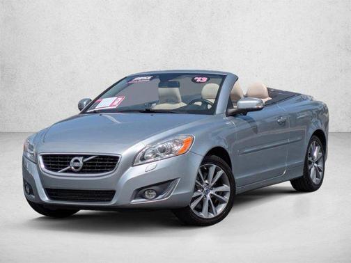 Electric Silver Metallic 2013 Volvo C70 T5