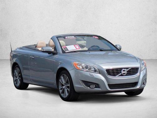 Electric Silver Metallic 2013 Volvo C70 T5
