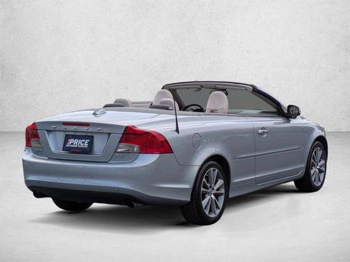 Electric Silver Metallic 2013 Volvo C70 T5