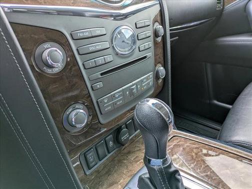 2017 INFINITI QX80 Base