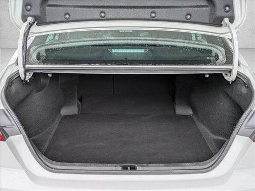 Ice Cap 2025 Toyota Camry SE