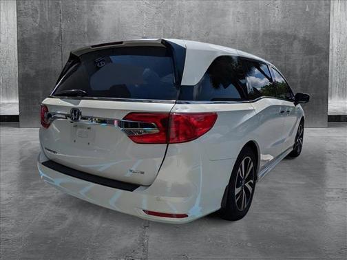 2019 Honda Odyssey Elite