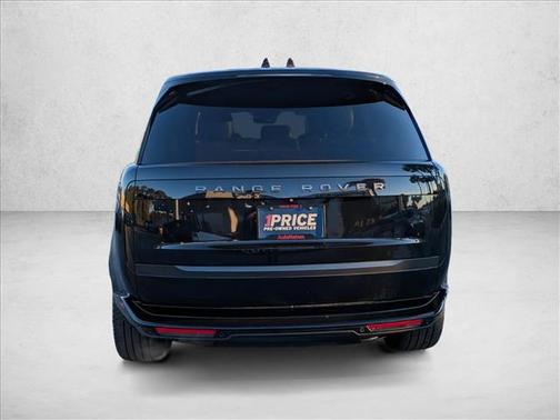 2024 Land Rover Range Rover P530 SE