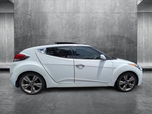 2016 Hyundai Veloster Base