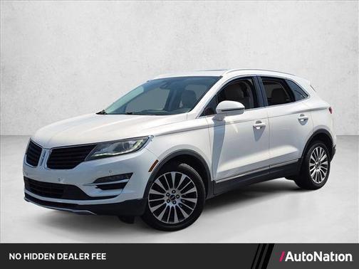 White Platinum Metallic Tri-Coat 2018 Lincoln MKC Reserve