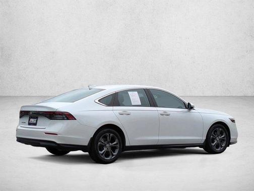Platinum White Pea 2023 Honda Accord EX