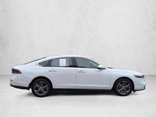 Platinum White Pea 2023 Honda Accord EX