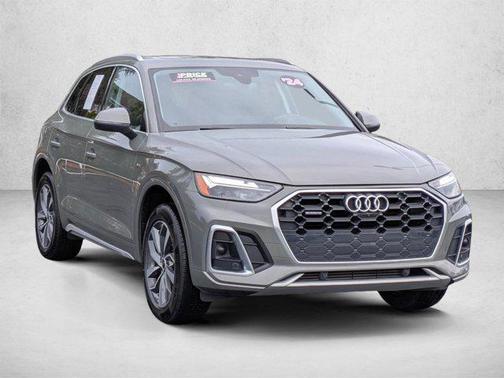 White 2024 Audi Q5 45 S line Premium Plus