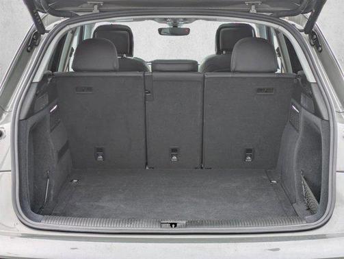 White 2024 Audi Q5 45 S line Premium Plus