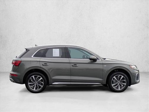White 2024 Audi Q5 45 S line Premium Plus