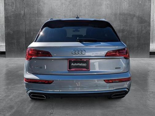 2024 Audi Q5 45 S line Premium Plus