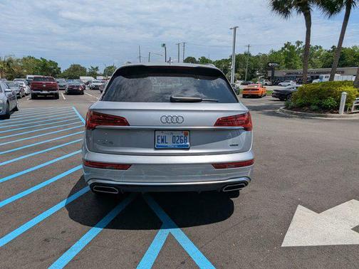 2024 Audi Q5 45 S line Premium Plus