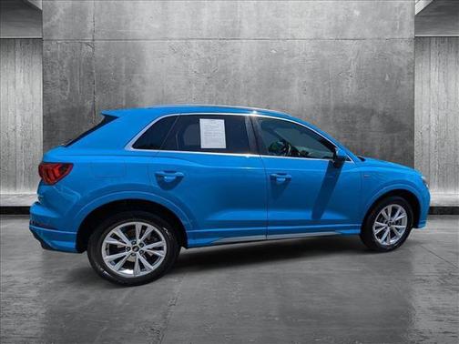 2023 Audi Q3 S line Premium