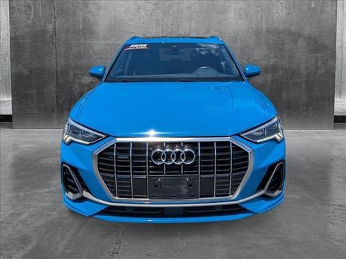 2023 Audi Q3 S line Premium
